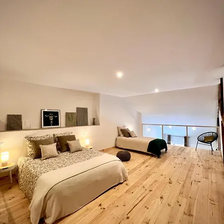 La Maison Du Cocher アパート *